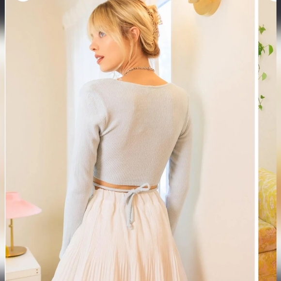 Sky Blue Soft Twist Detail Wrap Around Crop Top - Picture 2 of 3